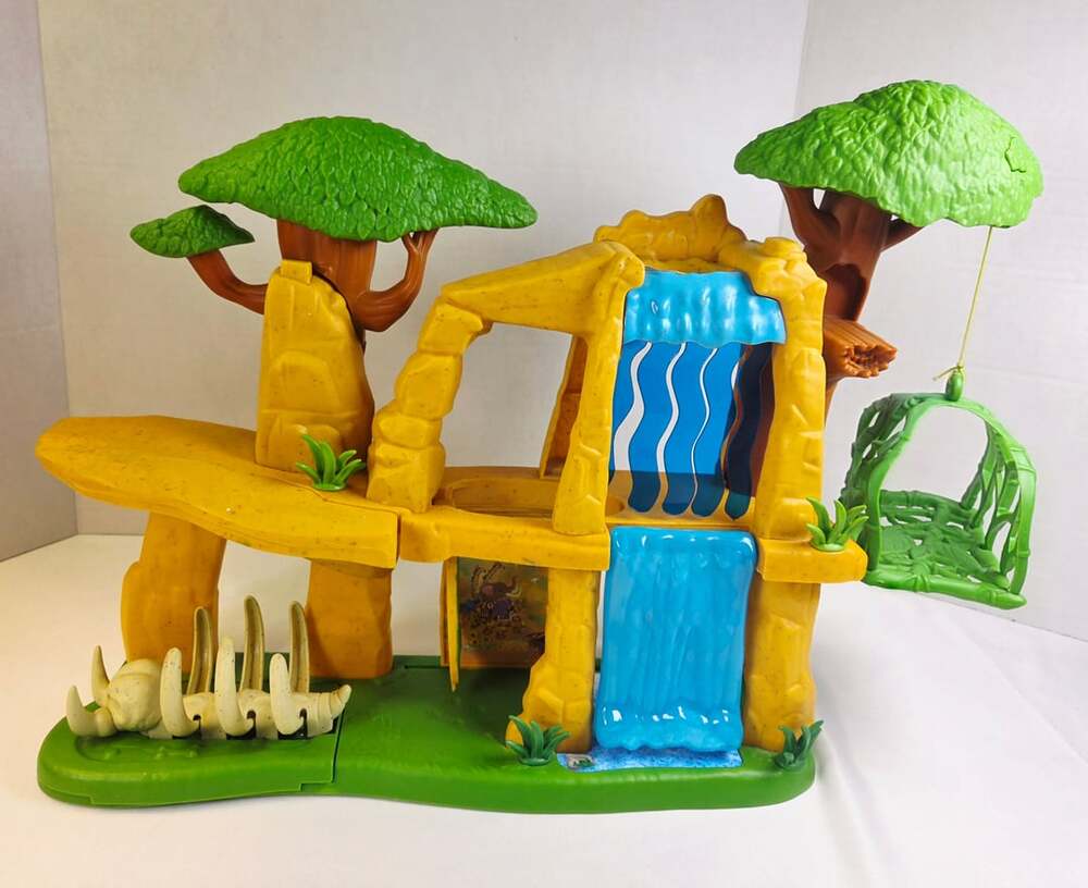 Disney The Lion Guard Defend the Pride Lands Rock and Tree House Playset